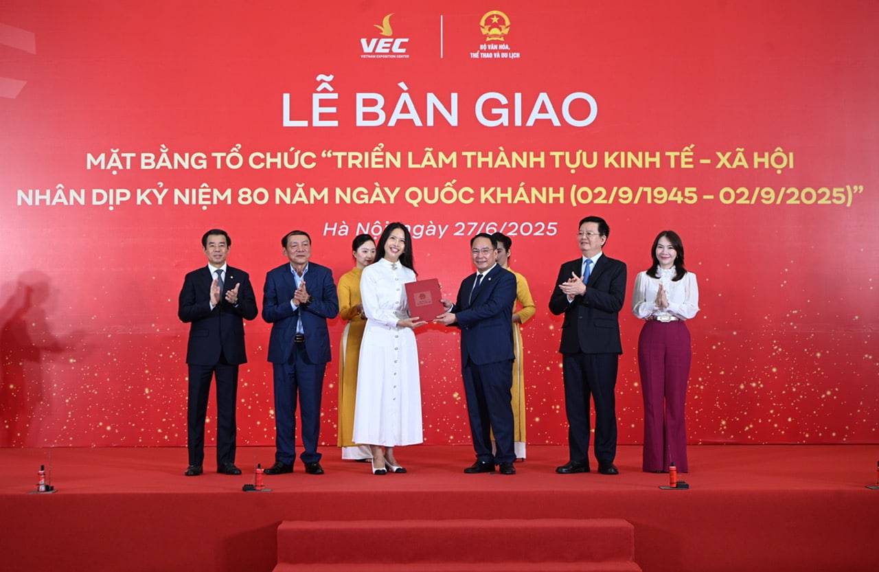 Lễ bàn giao dự án, hoàn thành đúng tiến độ