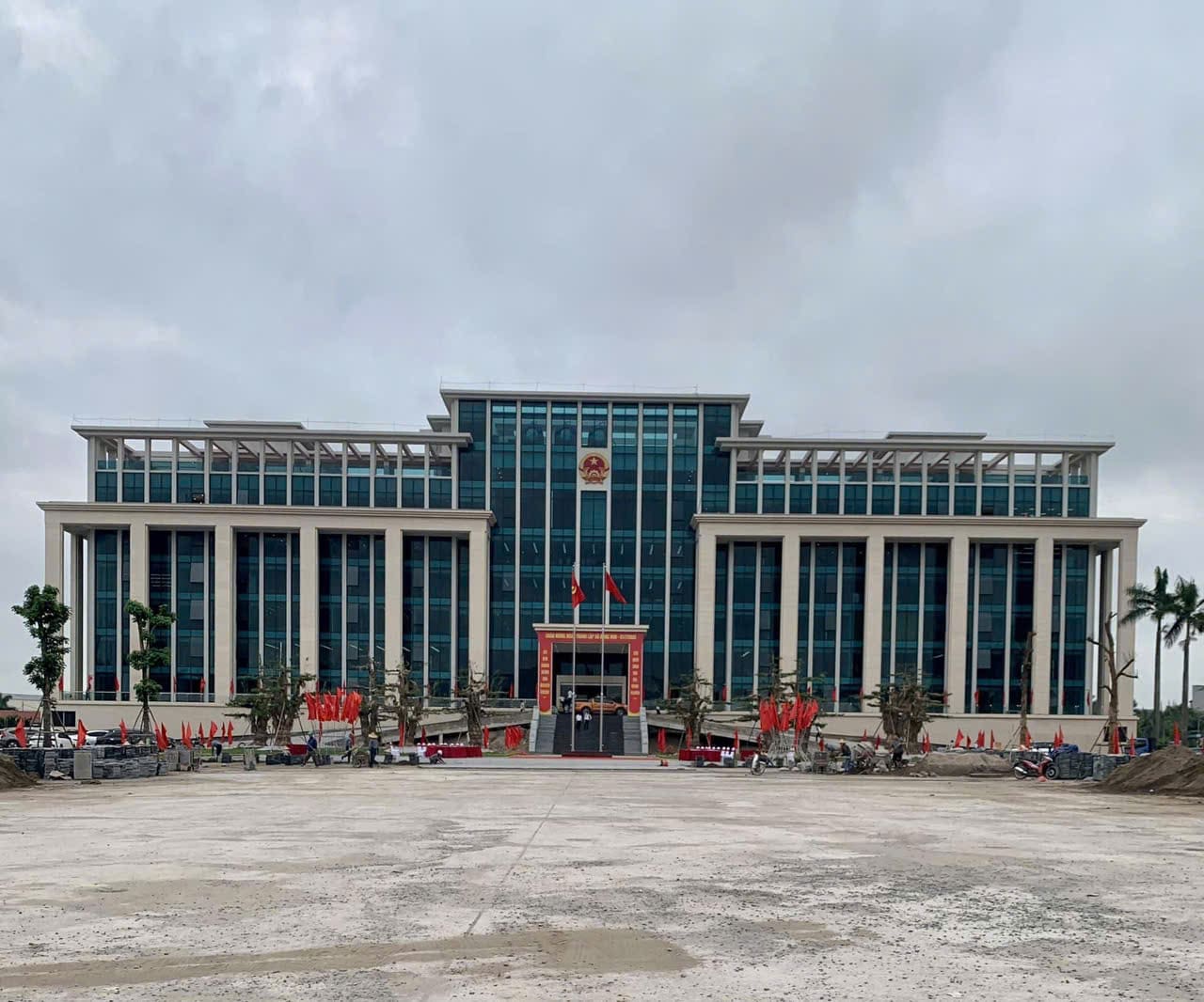 Trụ sở UBND xã Đông Anh